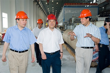 2007年5月25日，時(shí)任全國(guó)政協(xié)常委、經(jīng)濟(jì)委員會(huì)副主任、中國(guó)包裝聯(lián)合會(huì)會(huì)長(zhǎng)石萬鵬一行來公司視察