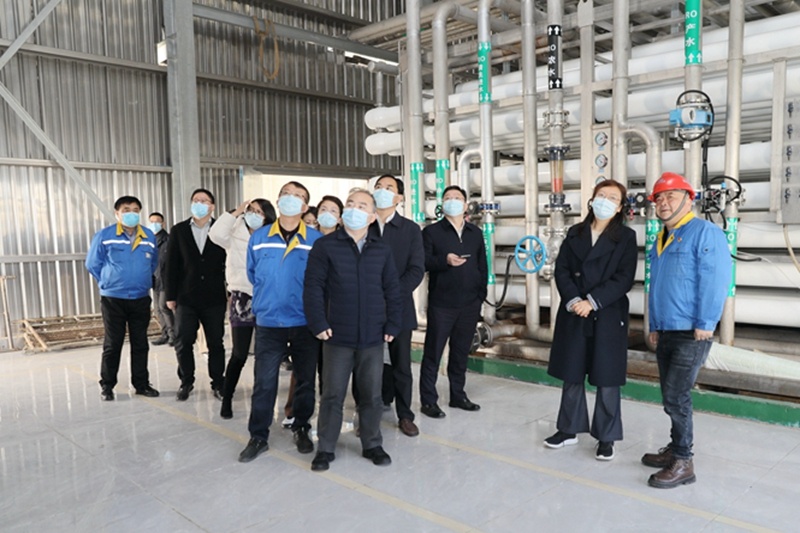 2022年12月15日，時(shí)任浙江省發(fā)展改革委黨組成員、副主任吳紅梅蒞臨景興紙業(yè)調(diào)研企業(yè)用能、節(jié)能工作