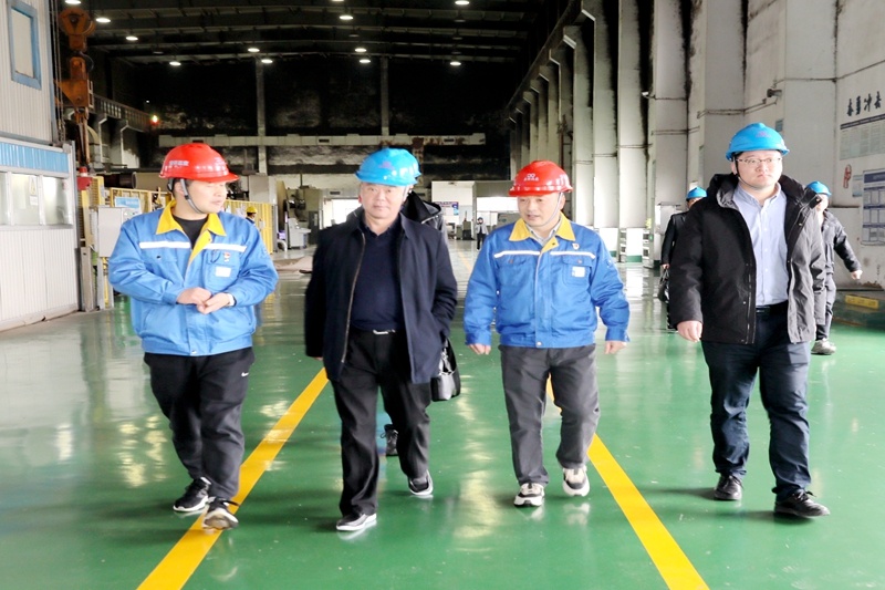 2024年 1月30日，浙江省經(jīng)信廳機(jī)關(guān)黨委二級(jí)巡視員孫自強(qiáng)蒞臨景興紙業(yè)開展歲末年初安全生產(chǎn)督導(dǎo)